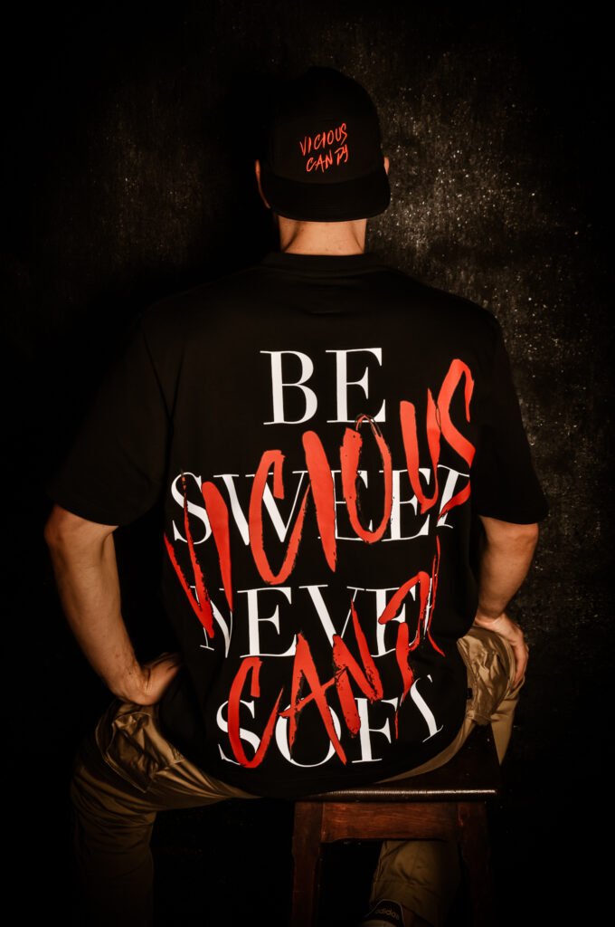 T-shirt streetwear Be sweet never soft vicious candy noir